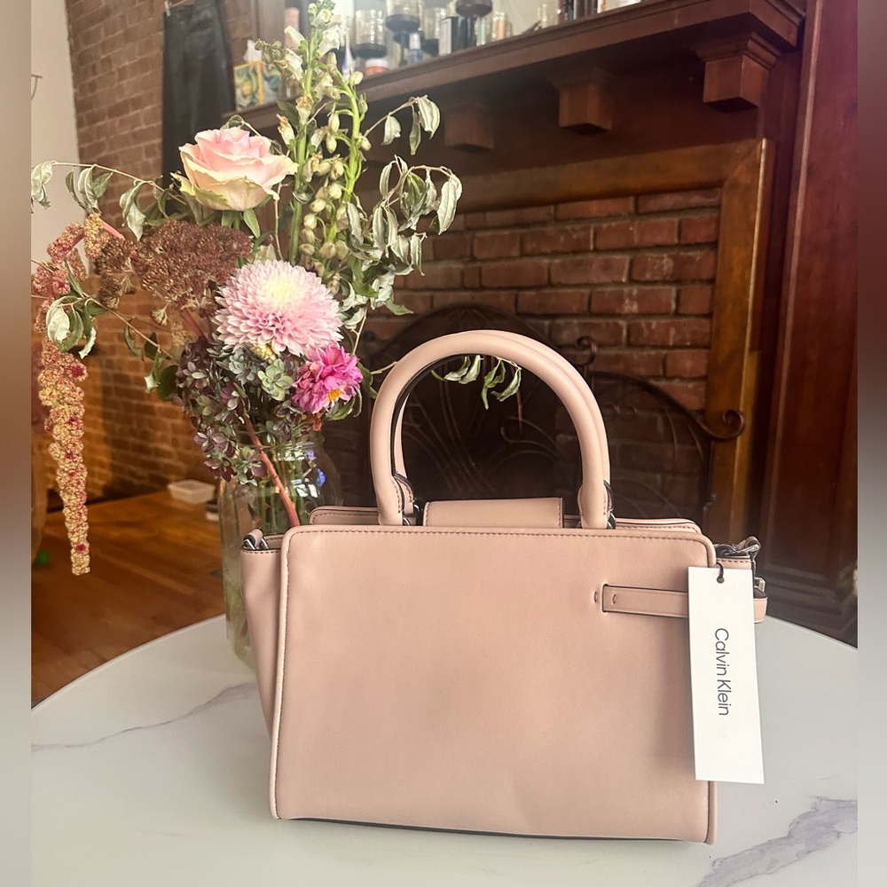 Calvin Klein Womens Jade Tailored Satchel Calvin Klein Jade Tailored Satchel